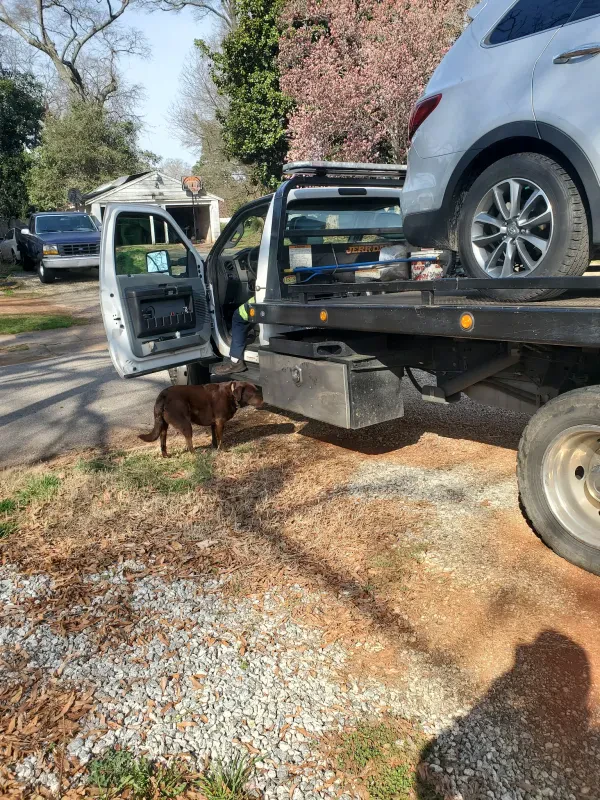 Action Towing and Recovery, LLC - photo 3
