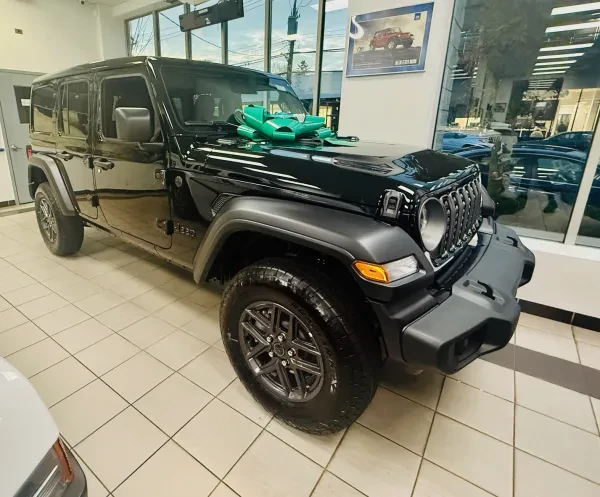 Larchmont Chrysler Jeep Dodge Ram - photo 3