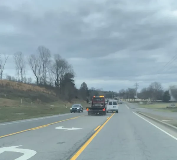 Holts Towing - photo 4