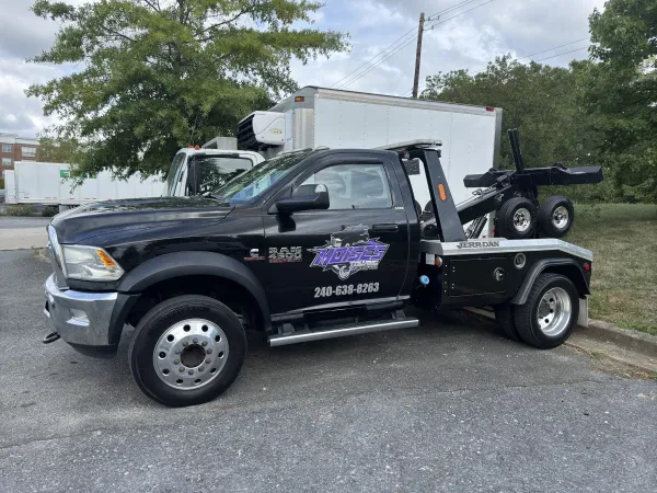 Moises towing LLC - photo 2