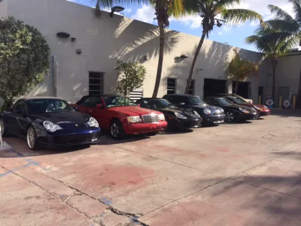 Larry's Service Center - photo 3