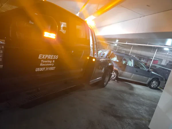 Express Towing and Recovery - photo 3