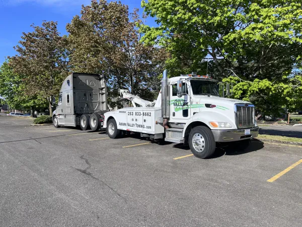 Auburn Valley Towing - photo 2