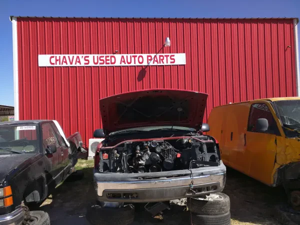 Chava's Auto Sales & Used Auto Parts - photo 4