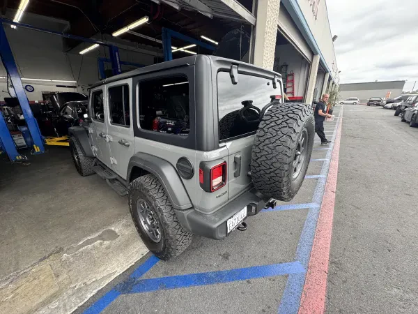 Kinnessys Auto Repair and Auto Collision. - photo 4