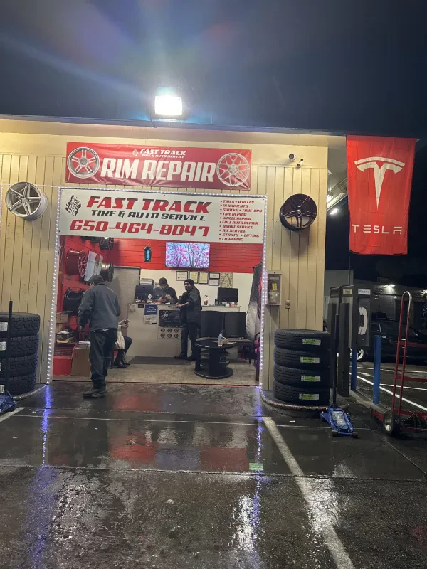 FAST TRACK TIRE & AUTO SERVICE - photo 4