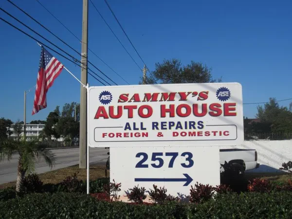 Sammy's Auto House - photo 3