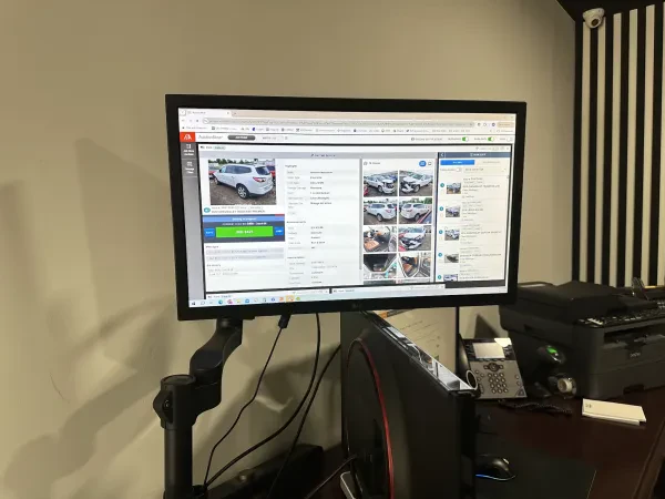 Lad's Motors, Auction Broker, Buy, Sell and Trade, Rentals vehicles. Inspection hub - photo 4