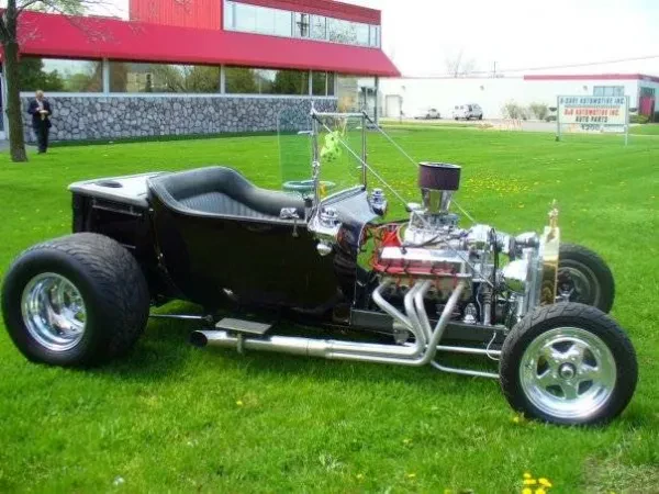 U Save Automotive Warehouse - photo 3