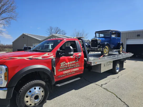 Brown's Towing and Repair Erie - photo 2