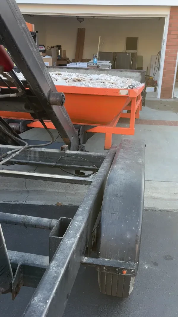 OC Cleanup & Hauling - photo 2