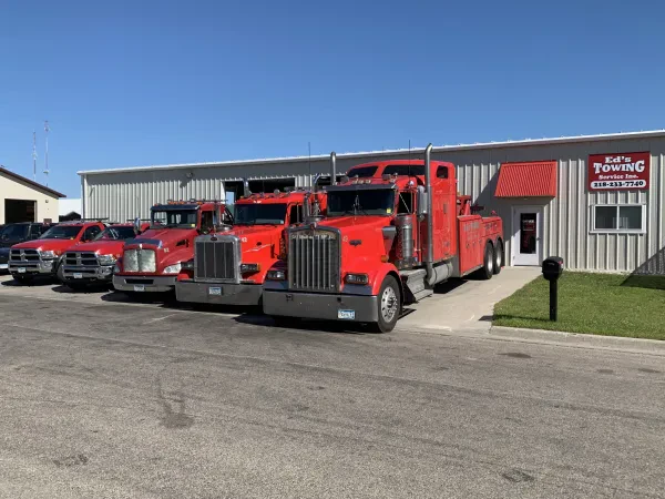 Ed's Towing Service - photo 3