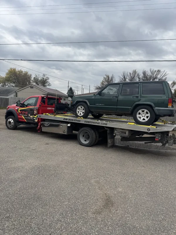 Ed's Towing Service - photo 4