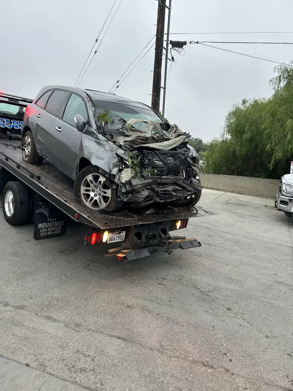 Thousand Oaks Towing - photo 3