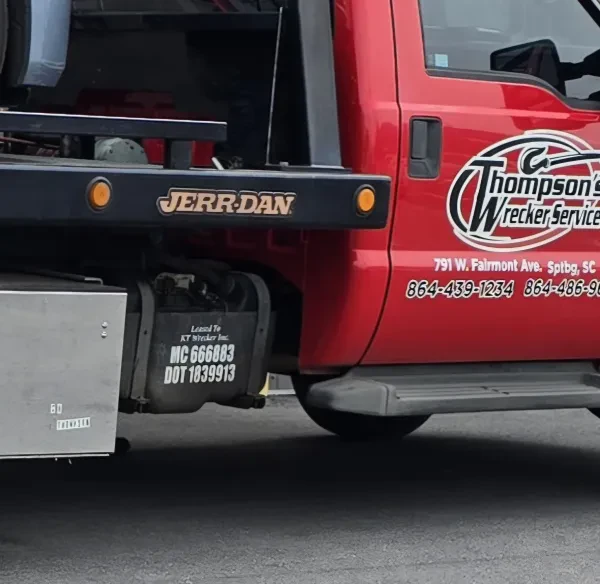 Thompson's Wrecker Service - photo 2