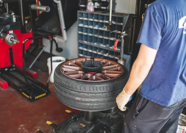 Advantage AC, Tire & Repair - photo 4