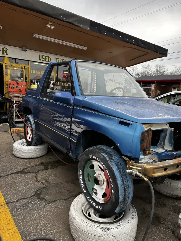 JR Used Tires & Auto Repair - photo 2