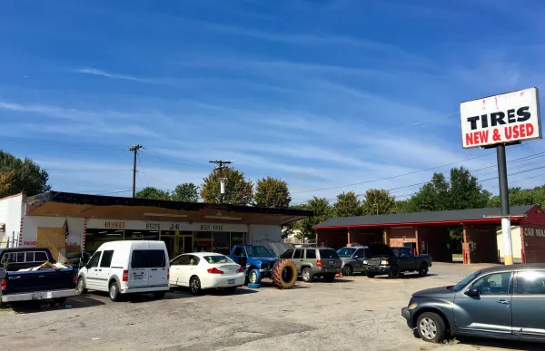 JR Used Tires & Auto Repair - photo 3