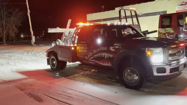 Easy Towing Fox Valley LLC - photo 2