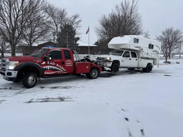 Easy Towing Fox Valley LLC - photo 4