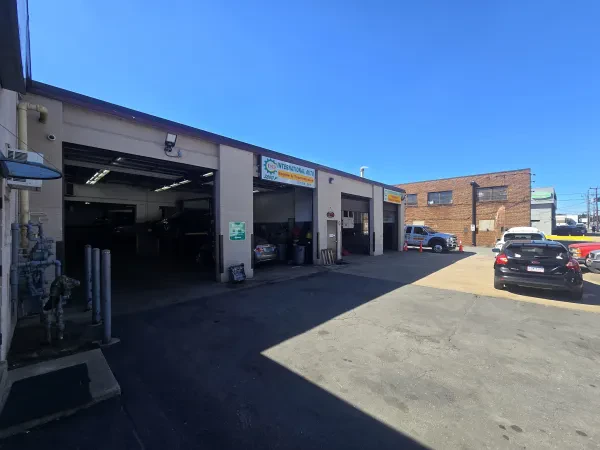 E & D International Auto Repair Alignment & Towing Service - photo 3