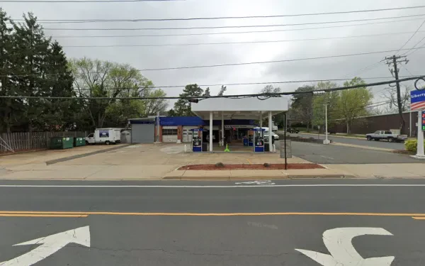 D AND V SERVICE CENTER - photo 4