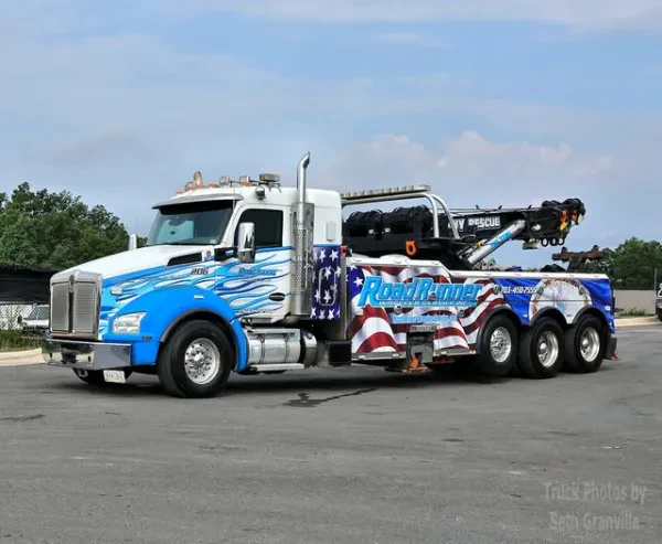 Road Runner Heavy Duty Towing & Semi Truck Towing - photo 3
