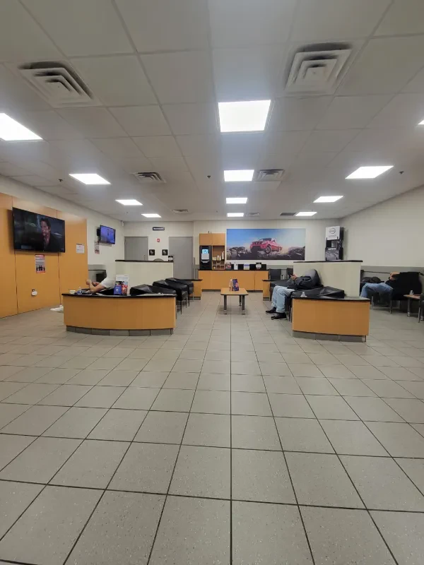 Hudson Nissan - photo 4