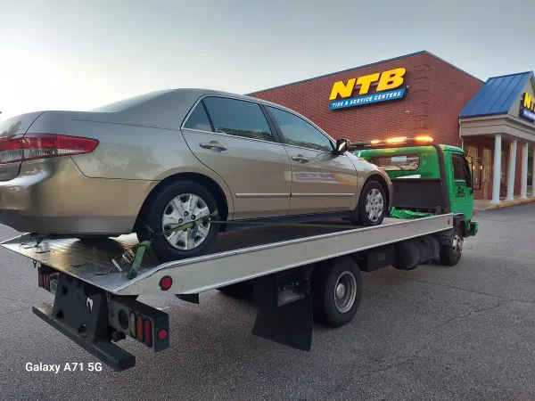 TNP Towing & Hauling LLC - photo 3