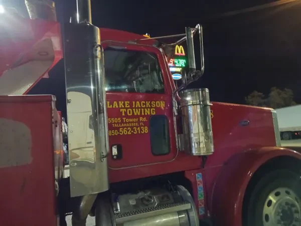 Lake Jackson Towing Wrecker & Accident Recovery Inc - photo 2