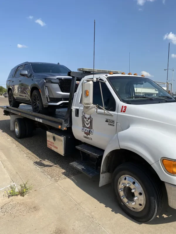 Lucky 13 Wrecker Service LLC - photo 3