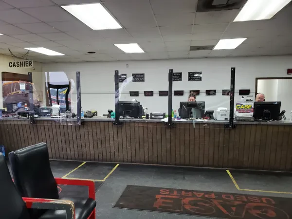 Case Used Parts Inc - photo 2