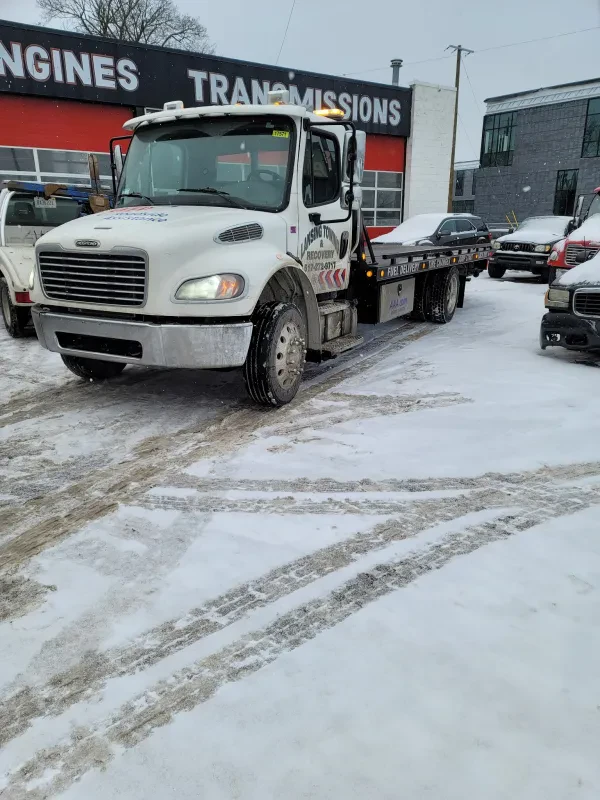 West Town Towing - photo 2