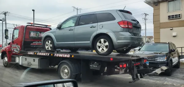 Waukegan towing service - photo 2