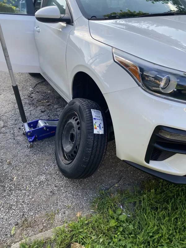 Waukegan Roadside Assistance-Tire & Battery Service - photo 2