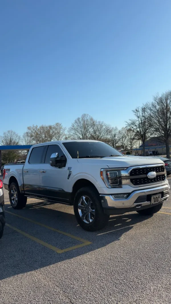 Paramount Auto Collision & Service - photo 3