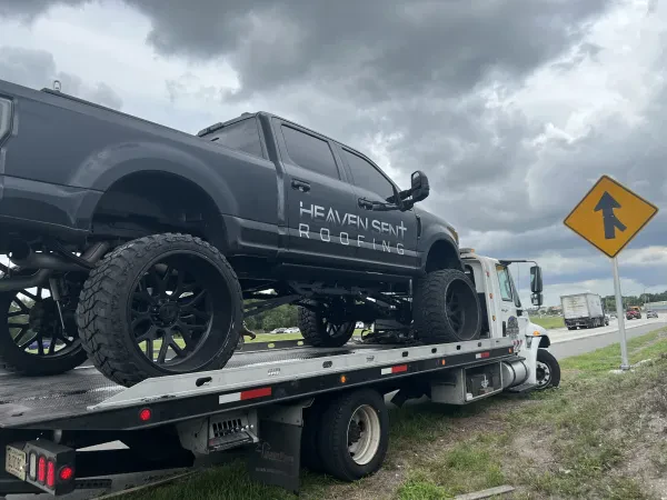 CASTILLO TOWING LLC - photo 2