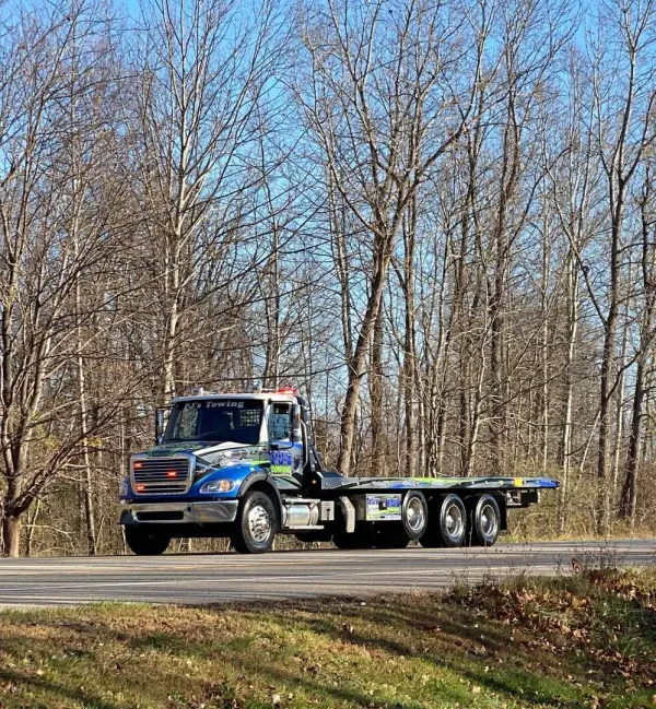 P.J.'s Towing - photo 3