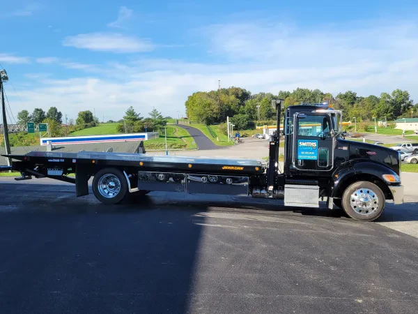 Smiths towing - photo 3
