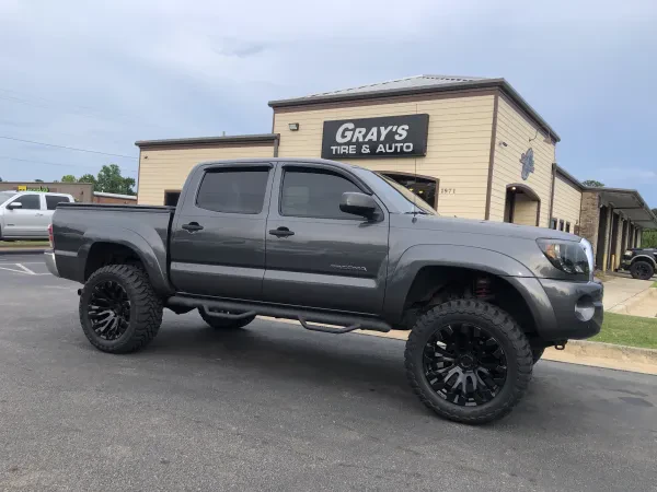 Gray's Tire & Service Center - photo 3