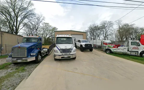 MT's Towing & Recovery - photo 2
