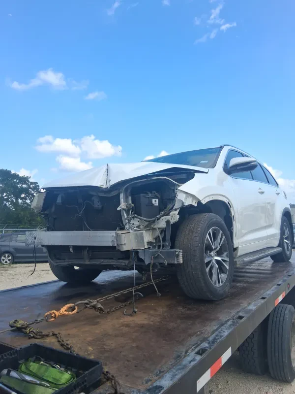 Huntsville Discount Wrecker - photo 2