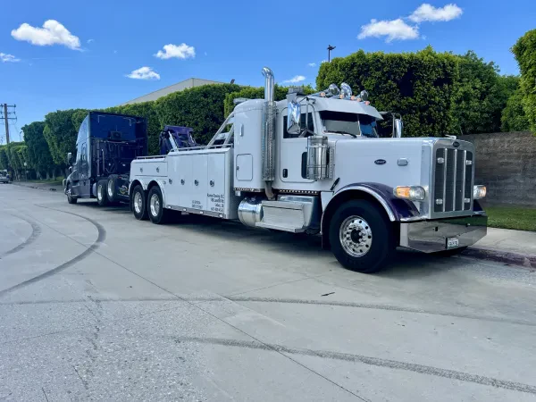 Ramos Heavy Duty Towing - photo 2