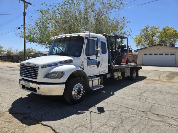 Pachuco's Towing Corp - photo 4