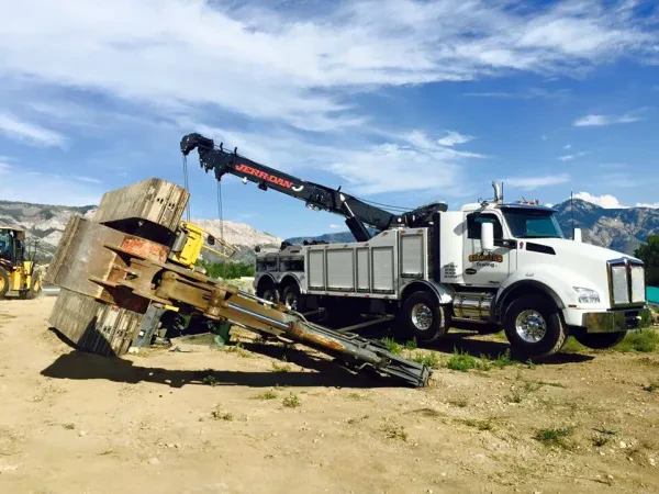 Action Towing & Road Service - photo 3