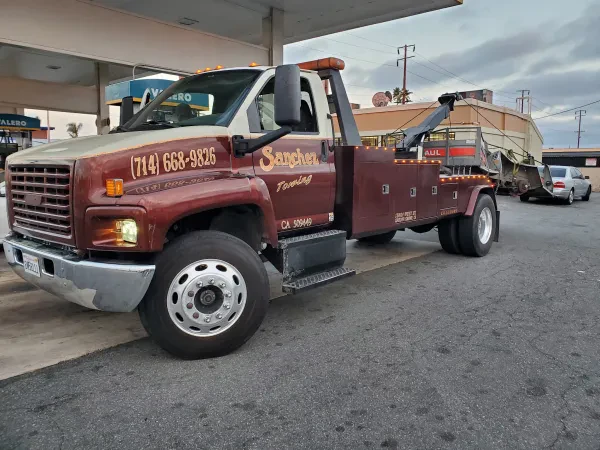 sanchez towing - photo 2