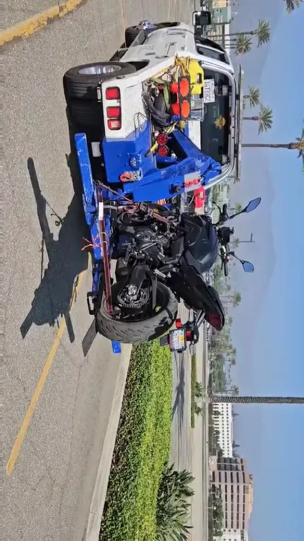 Husky Towing - photo 2
