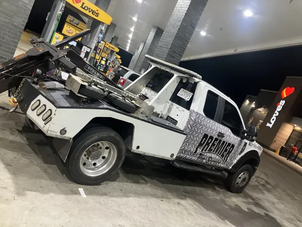 Premier Tow Service - photo 2