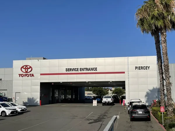 Envision Toyota Service Center - photo 2