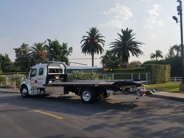 Orange Towing - photo 3